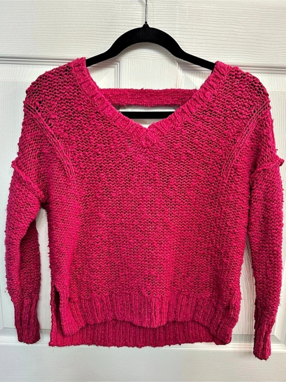 Hollister Pink V-Neck Knit Sweater Size XS